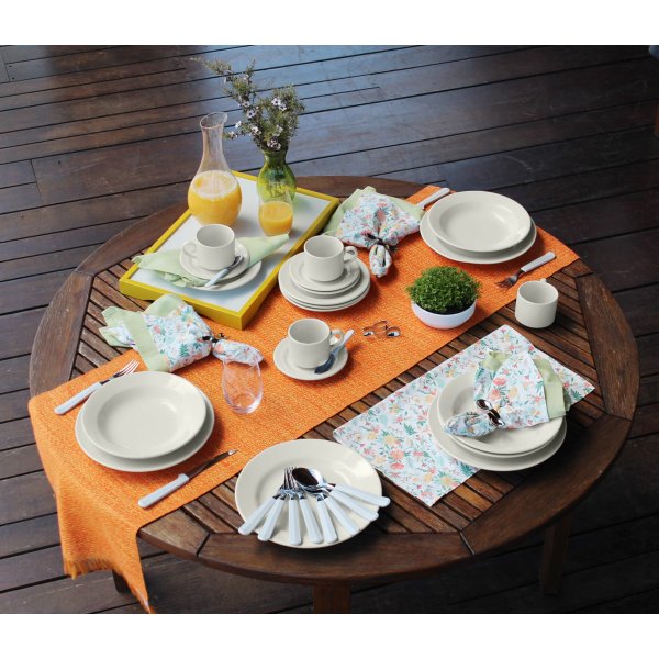 5002 donna branco ambientada