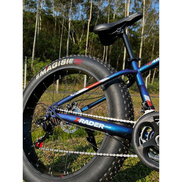 Bicicleta Aro 26 Com 21 Marchas Fat Quadro Rebaixado Z Rader Furta Cor