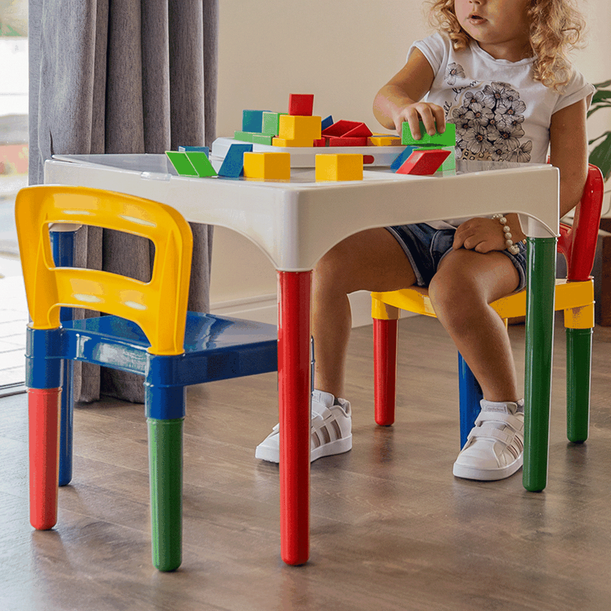 Mesinha Infantil Poliplac - Diversão